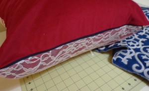 Karen's Pillow - Invisible Zipper