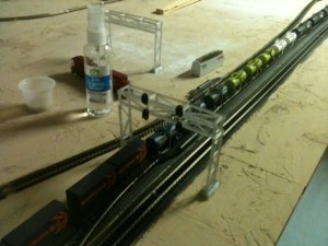 train-layout-3d-printed-signal-bridge-9-11-16