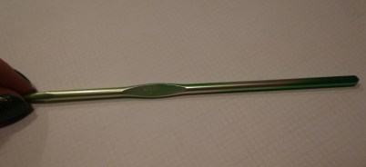 back-of-tarnished-crochet-hook-11-19-16