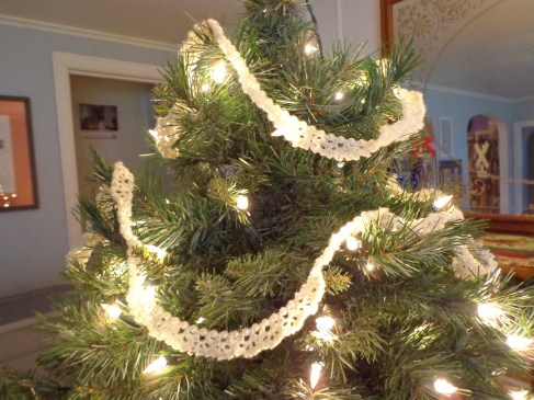 crocheted garland on the tree
