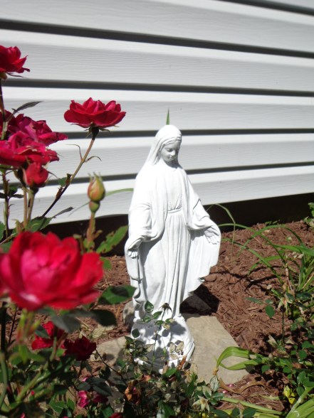 Mary Statue 6-21-19