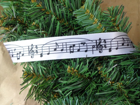 Christmas Wreath Ribbon 7-6-19