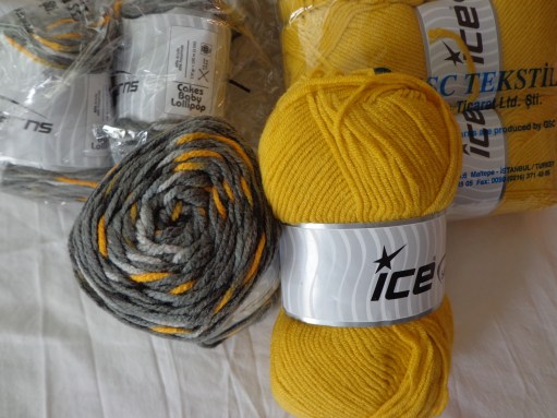IceY Cakes Baby Lollipop Gray with Yellow Aran 7-3-19