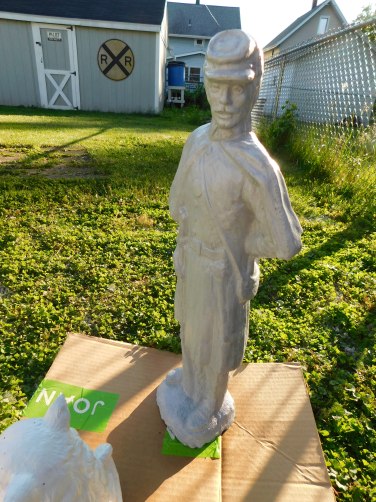 Concrete Statue CSA Soldier Side 2020