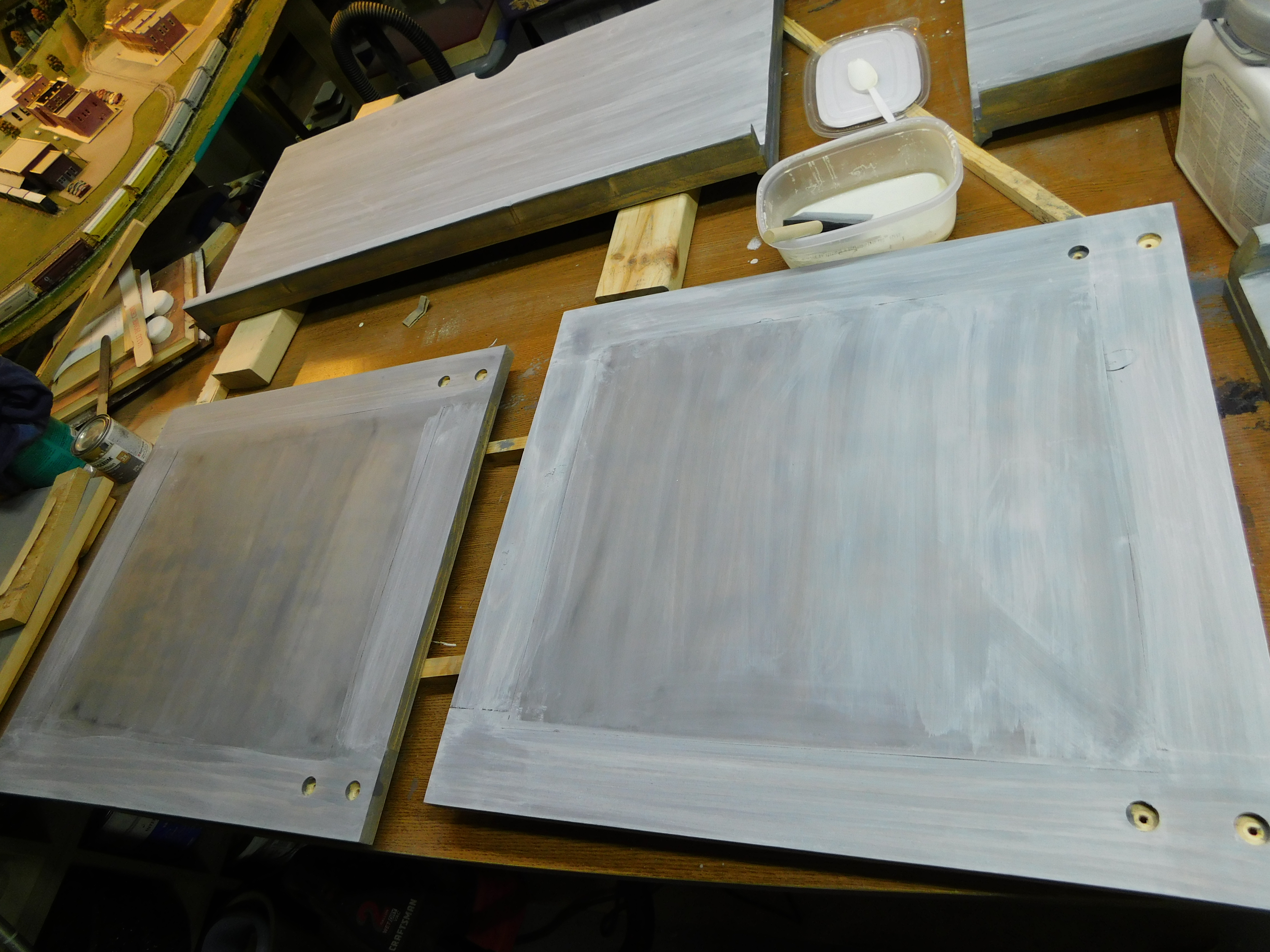 T-E TV Center Door White Wash 1-29-21