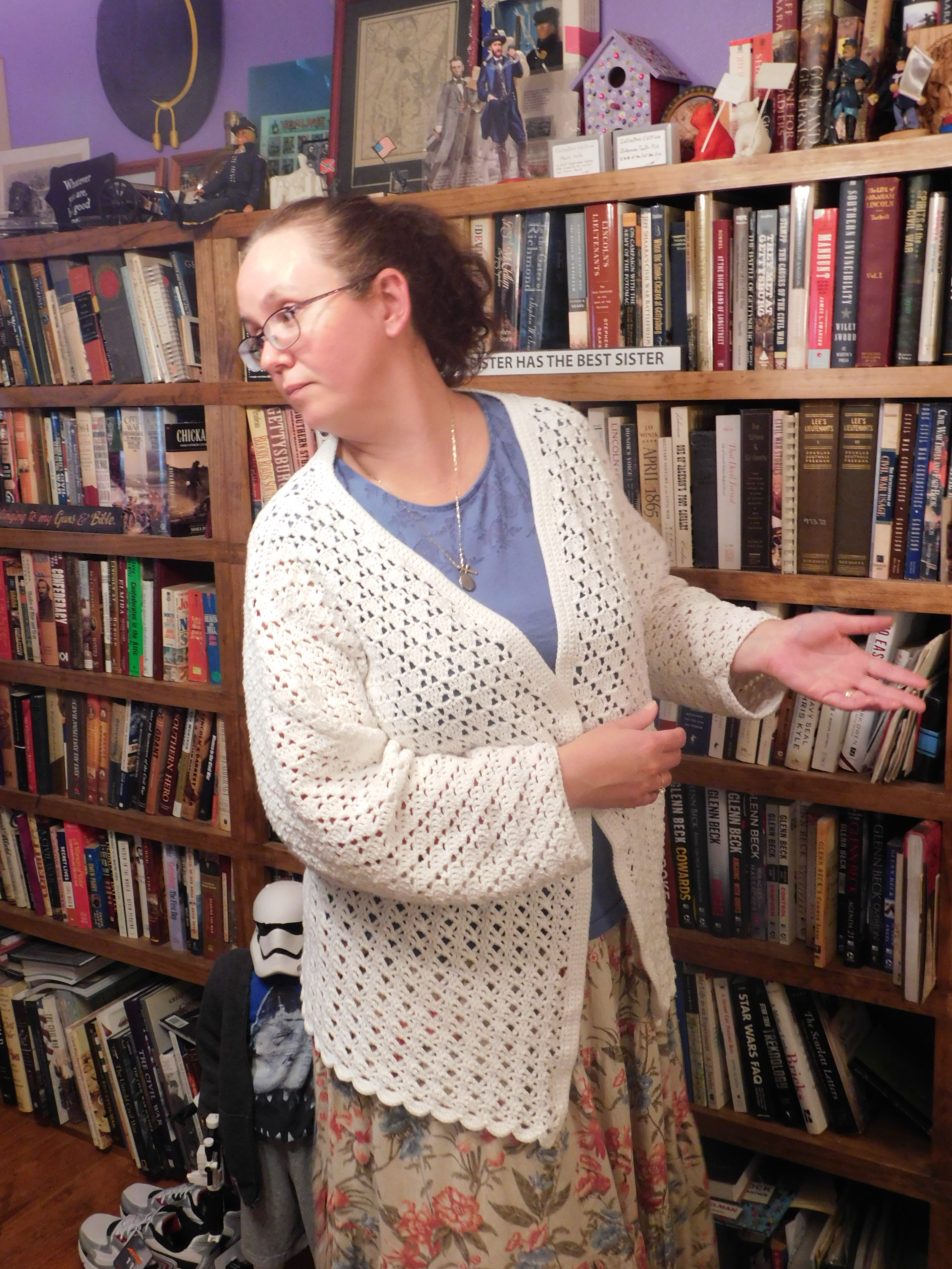 Two-Lace Cardi Side 2021