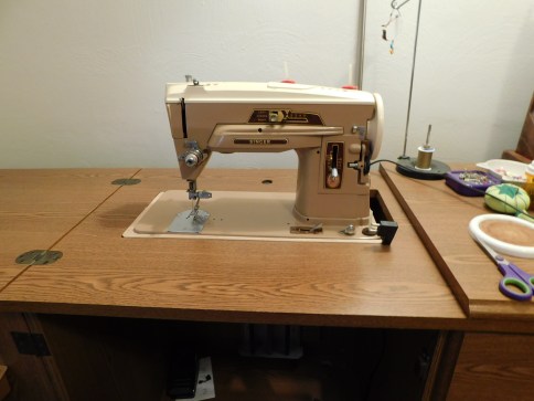 Singer 403A Fitted in Box