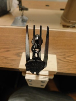 Fork and Zipper Pull